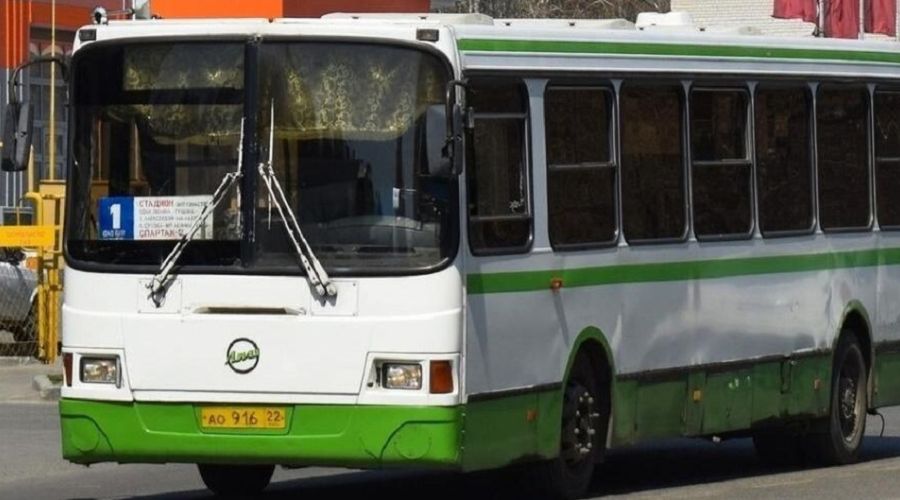 Один из бывших лидеров пассажироперевозок Барнаула ликвидирован после банкротства