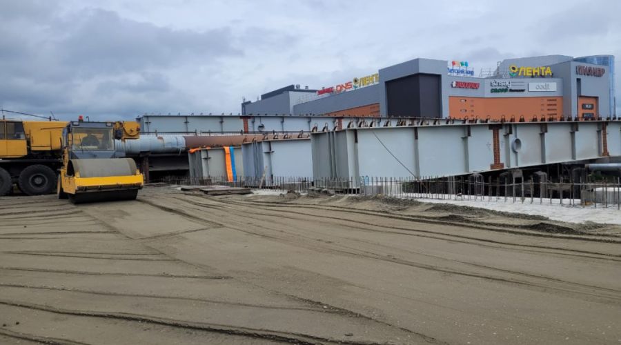 Барнаульское ДСУ № 4 начало делать подъезды к реконструируемому мосту на проспекте Ленина