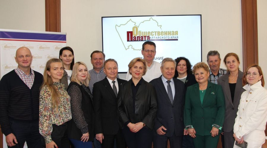 Экспертный совет при алтайской ОПАК приютил отставных чиновников из краевого правительства