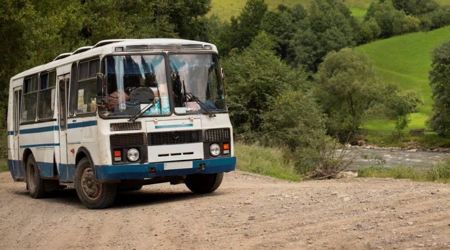 Жители алтайского села неожиданно остались без автобусного сообщения