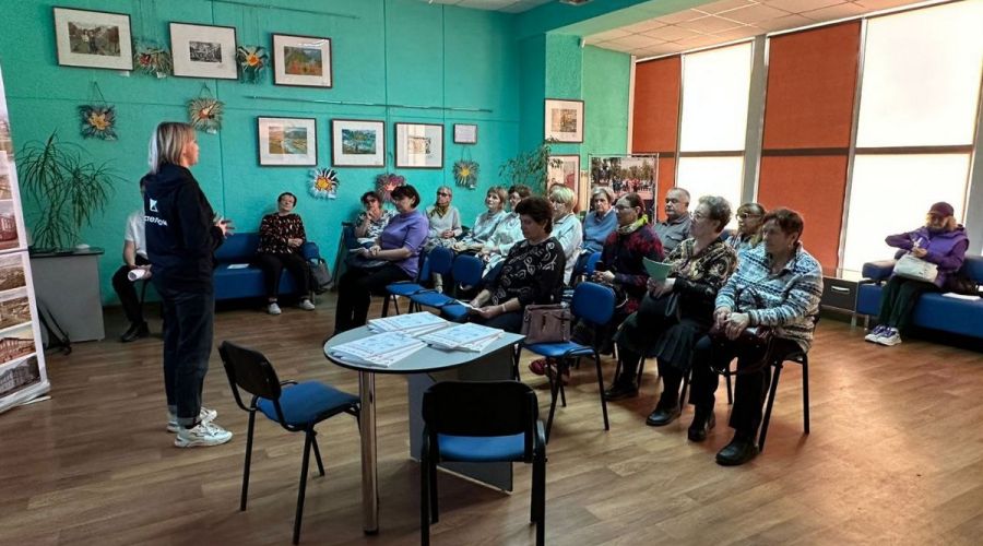 В Барнауле стартовали курсы по работе на ПК для пожилых людей