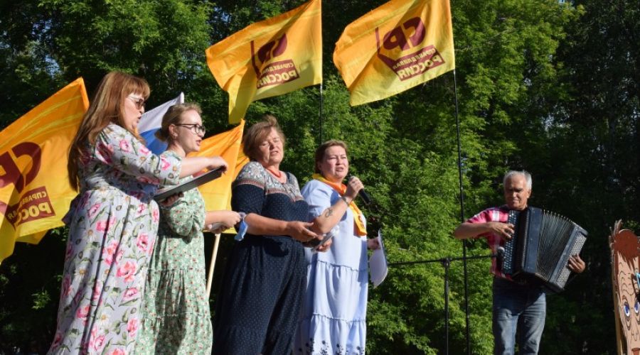 «За эволюцию»: алтайские эксперты оценили возможную смену политического курса левой партии