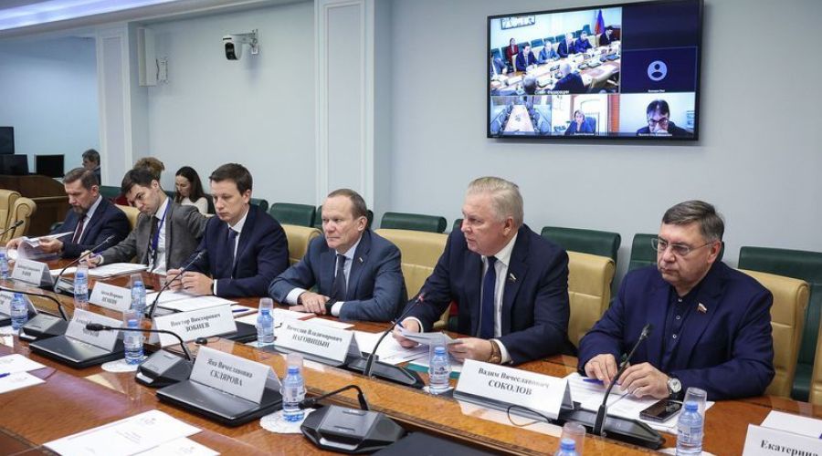 «Ведите честную игру»: алтайский сенатор включился в борьбу с «подписочными ловушками»