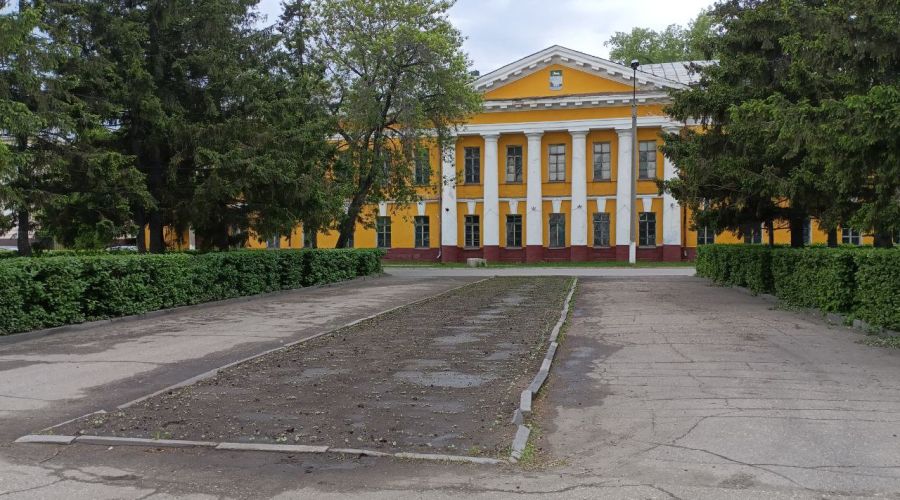 Алтайский вуз передумал отдавать государству обветшавшее историческое здание
