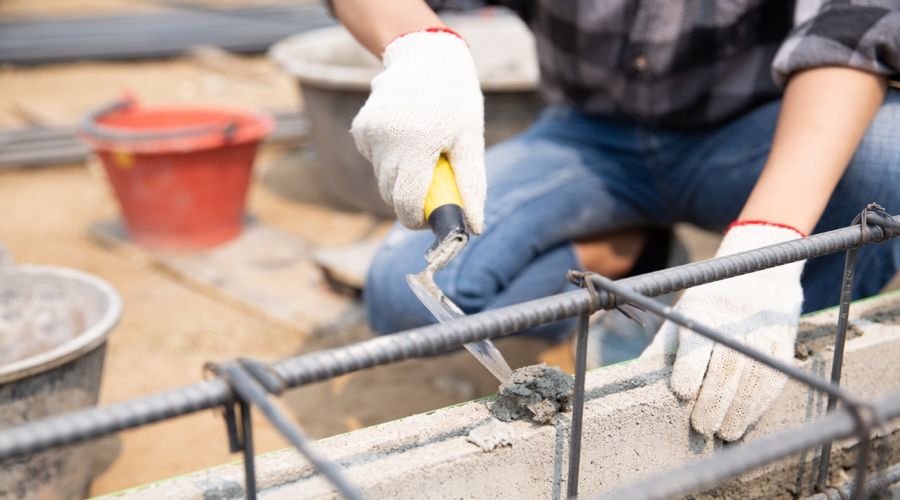 Возведение школы в алтайском селе может затянуться из-за перипетий с «отрешенным» подрядчиком