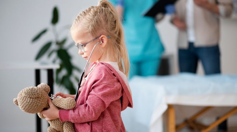 Частое среди редких: эксперт рассказала о диагностике и лечении СМА в Алтайском крае