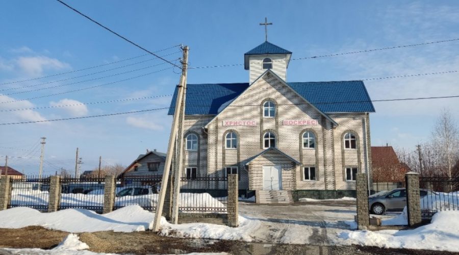 Барнаульский водоканал в суде пытается призвать к ответу церковь за «греховную» врезку