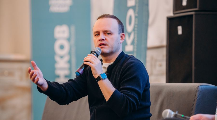 «Все деньги уходят в Москву»: Владислав Даванков сделал в Барнауле несколько громких политических заявлений