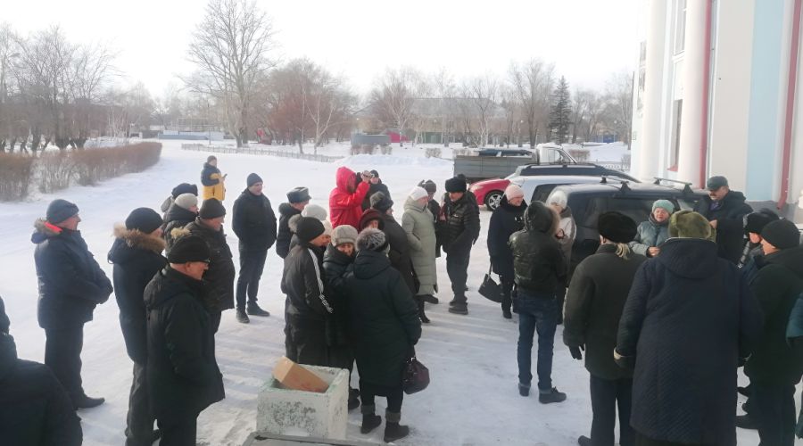 Алтайских коммунистов «прокатили» с местом встречи в Локтевском районе