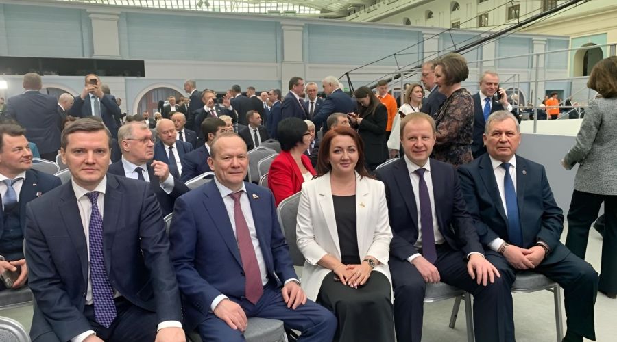 Политики «двух Алтаев» оценили послание президента Федеральному Собранию