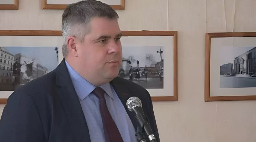 Заключенный экс-мэр Славгорода отсудил компенсацию за незаконное удаление с должности