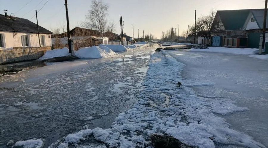 В райцентре Михайловское ввели режим ЧС по причине масштабного подтопления