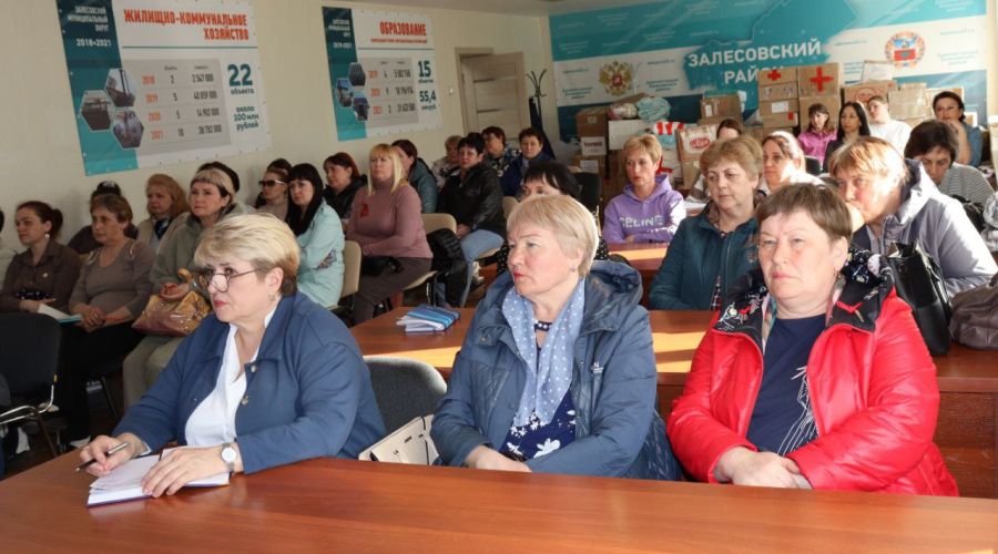 «Нарожать уже не нарожаем»: в Залесовском округе обсуждают предстоящие увольнения воспитателей из-за «дефицита» детей