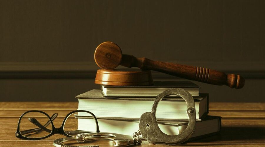 Брошенная чиновниками коммунальная стройка в Краснощеково стала поводом для уголовного дела