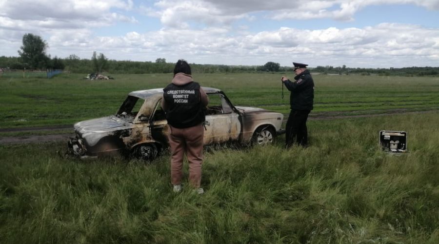 Жителя алтайского села подозревают в убийстве и сожжении трупа в автомобиле