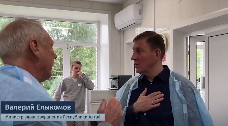 «Надо чаще бывать ногами»: Андрей Турчак посоветовал министру здравоохранения Республики Алтай лично посещать медучреждения