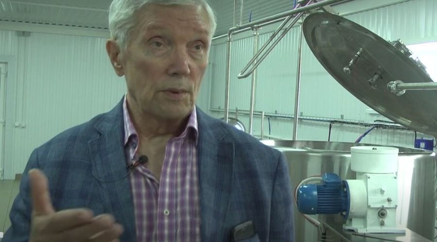 Бывший губернатор Алтайского края вложился в открытие сырного завода