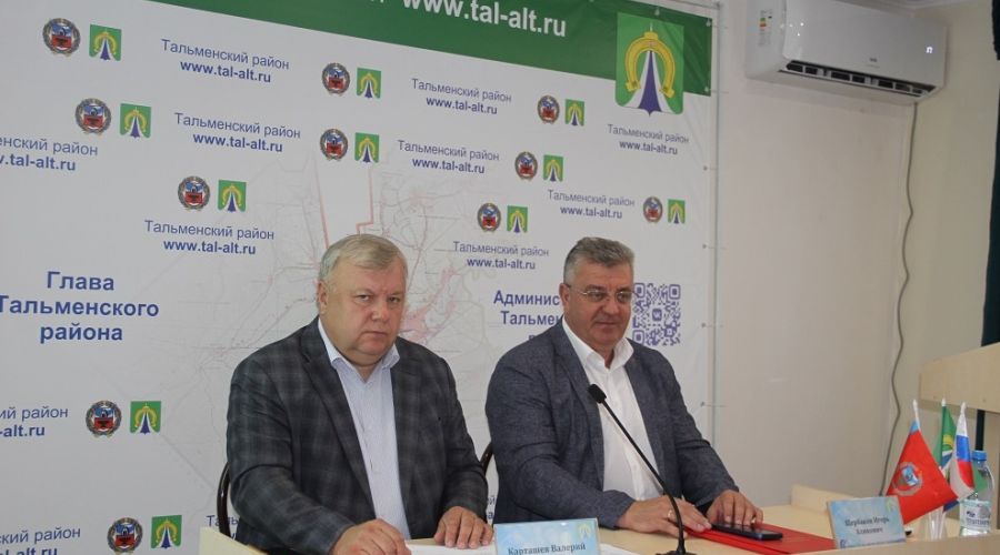 Депутаты приняли «стремительную» отставку главы Тальменского района