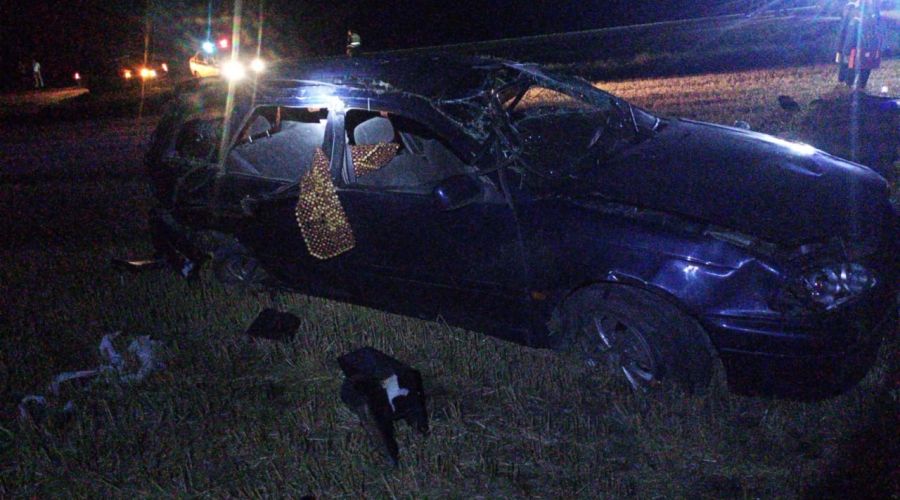 Два человека скончались в опрокинувшемся автомобиле в Панкрушихинском районе