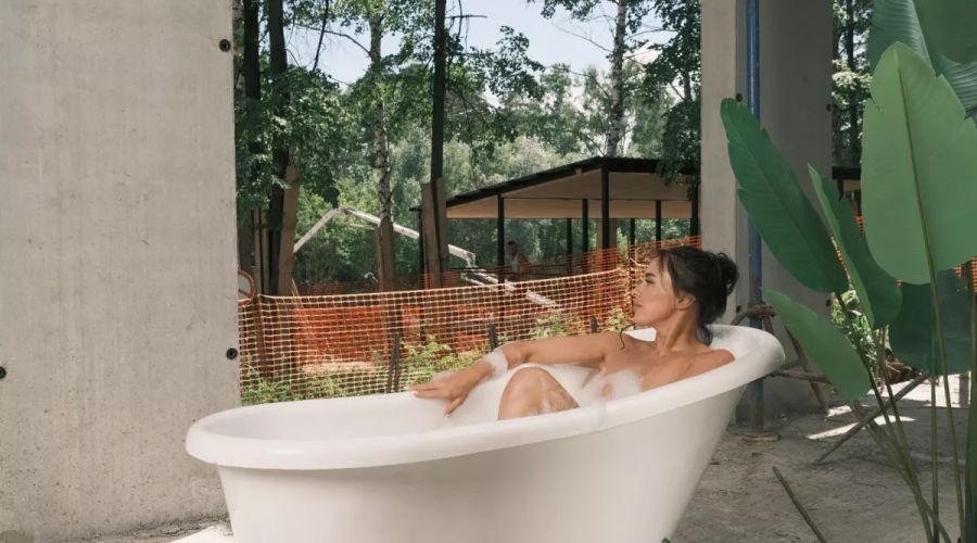 С естественным освещением и видом на природу: в ванных барнаульского квартала Вышка будут панорамные окна