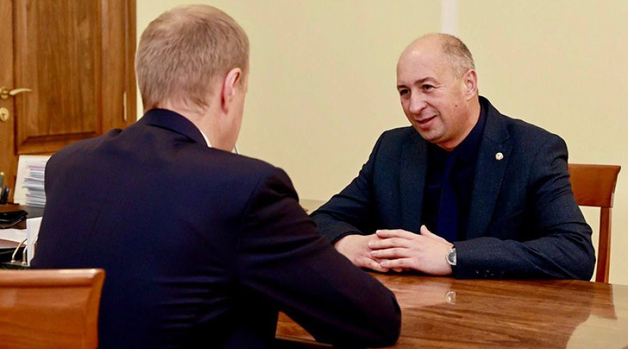 Глава Славяносербщины рассказал губернатору Алтайского края об итогах восстановления округа