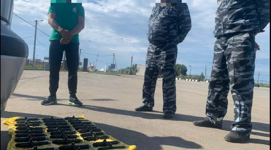 В Рубцовске осудили двух иностранцев за попытку контрабанды из России военных двигателей