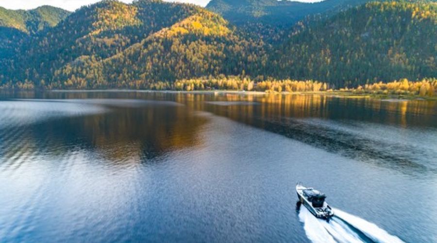 Тур на Телецкое озеро оказался самым дорогим летним путешествием в России