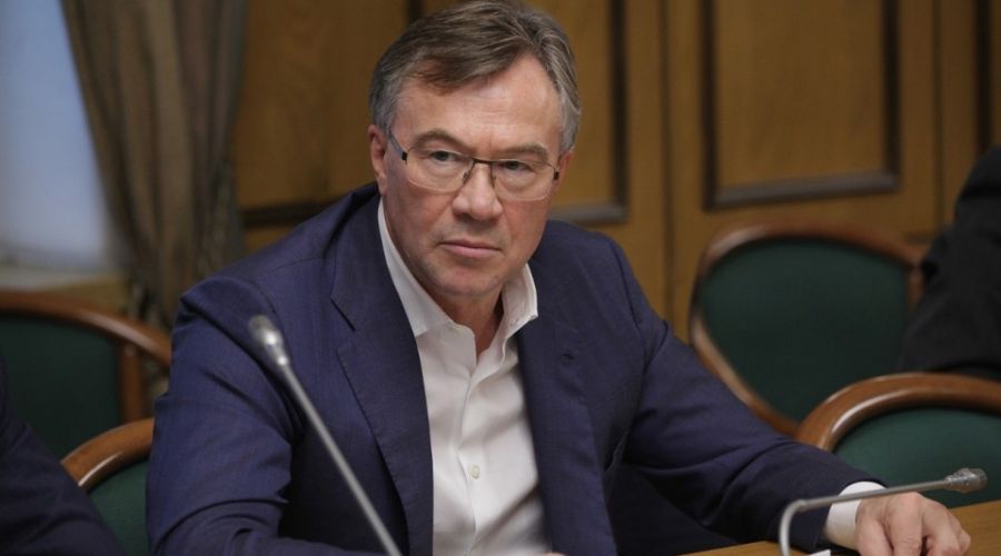 Лидер алтайских социалистов выступил за увеличение зарплат медикам на фоне кадрового кризиса в отрасли