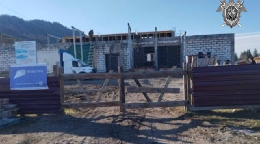 Бывшего главу сельского поселения на Алтае осудили за срыв строительства ДК