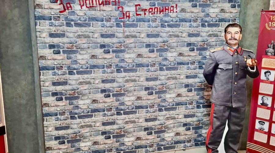 «Хотят пиара»: руководитель «Сталин-центра» прокомментировал нападки анонимных барнаульцев