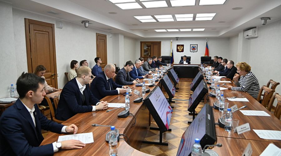 Депутаты озадачились развитием инфраструктуры для электрокаров в Алтайском крае