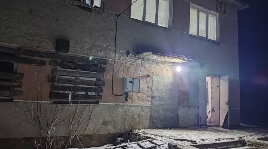 «Госпитализация могла спасти»: супруга обвиняемого в трагедии алтайского приюта рассказала о ходе расследования