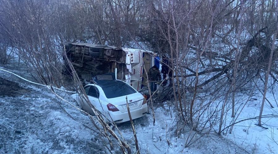 Следком возбудил уголовное дело после смертельного ДТП с автобусом в Бийском районе