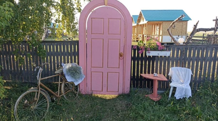 «Основная задача – продержаться»: владельцы малых турбаз в Алтайском крае рассказали о подготовке к летнему сезону