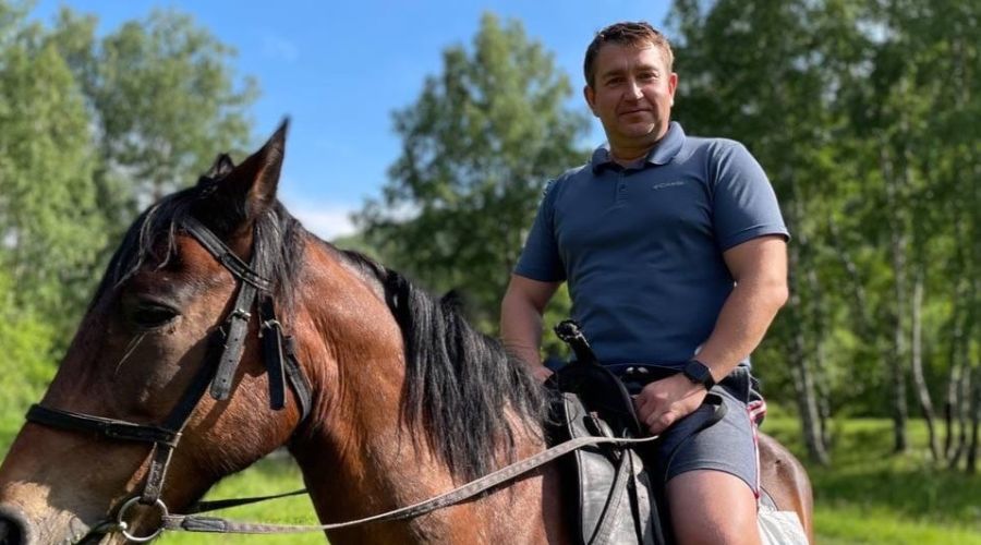 Осужденный за взятку бывший вице-мэр Барнаула получил чиновничью должность на Херсонщине