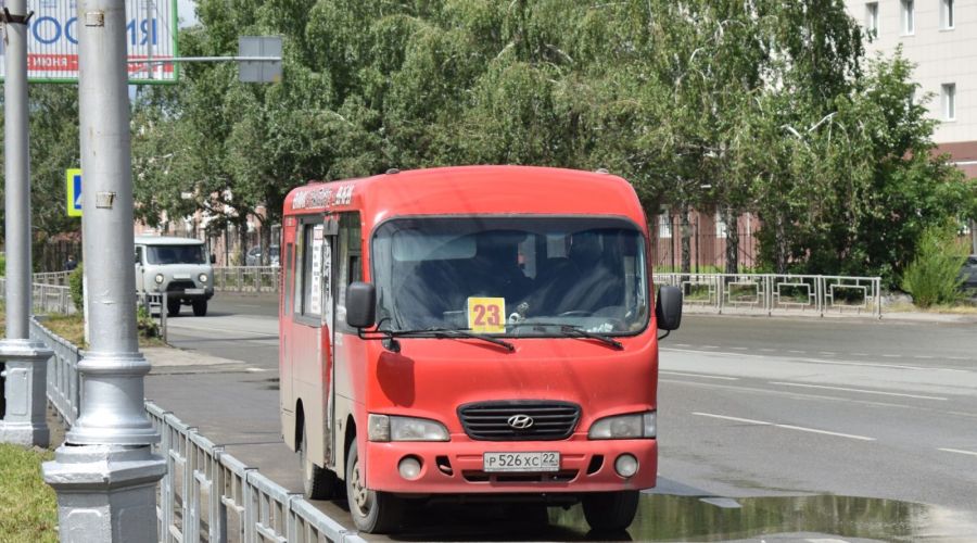 В Барнауле запустили движение по садоводческим маршрутам