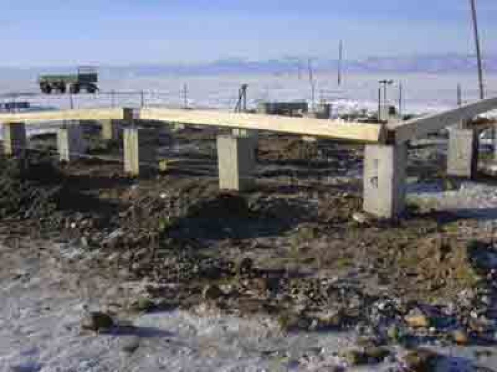 Село бельтир глазами очевидца: сроительство разрушенных
землетрясением домов вновь стало ареной противостояния кремля и
администрации михаила лапшина.