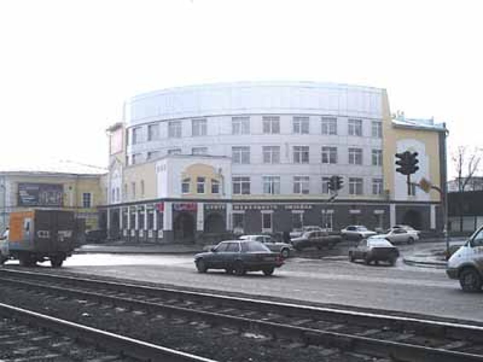 Алтайские "единороссы" официально заявили об открытии
нового фешенебельного офиса.