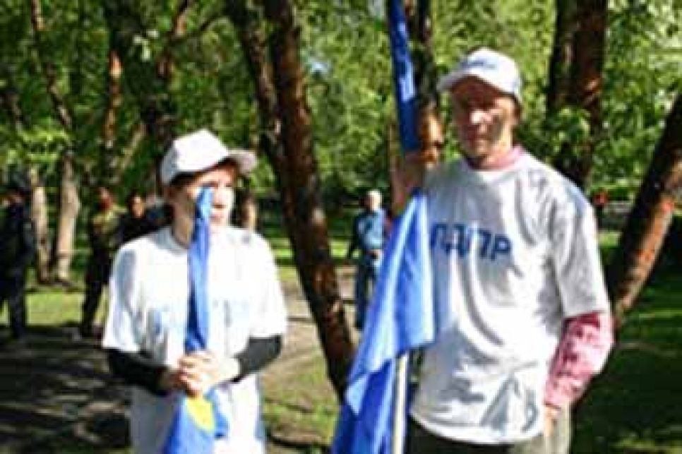 "Соколы Жириновского" потребовали от Михаила Лапшина покинуть
свой пост.