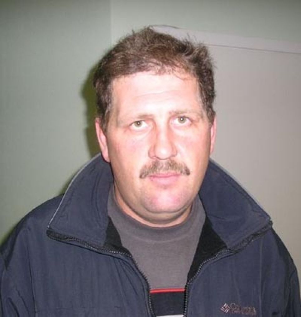 В Зональном начался суд над Олегом
Щербинским: команде привлеченных общественностью адвокатов
противостоит поддерживающий обвинение прокурор Алтайского
края.