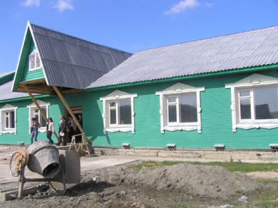 С развитием Мунайского угольного разреза власти Алтая надеются
стать независимыми от Кузбасса, но при этом тщательно скрывают
имена своих партнеров (фоторепортаж).
