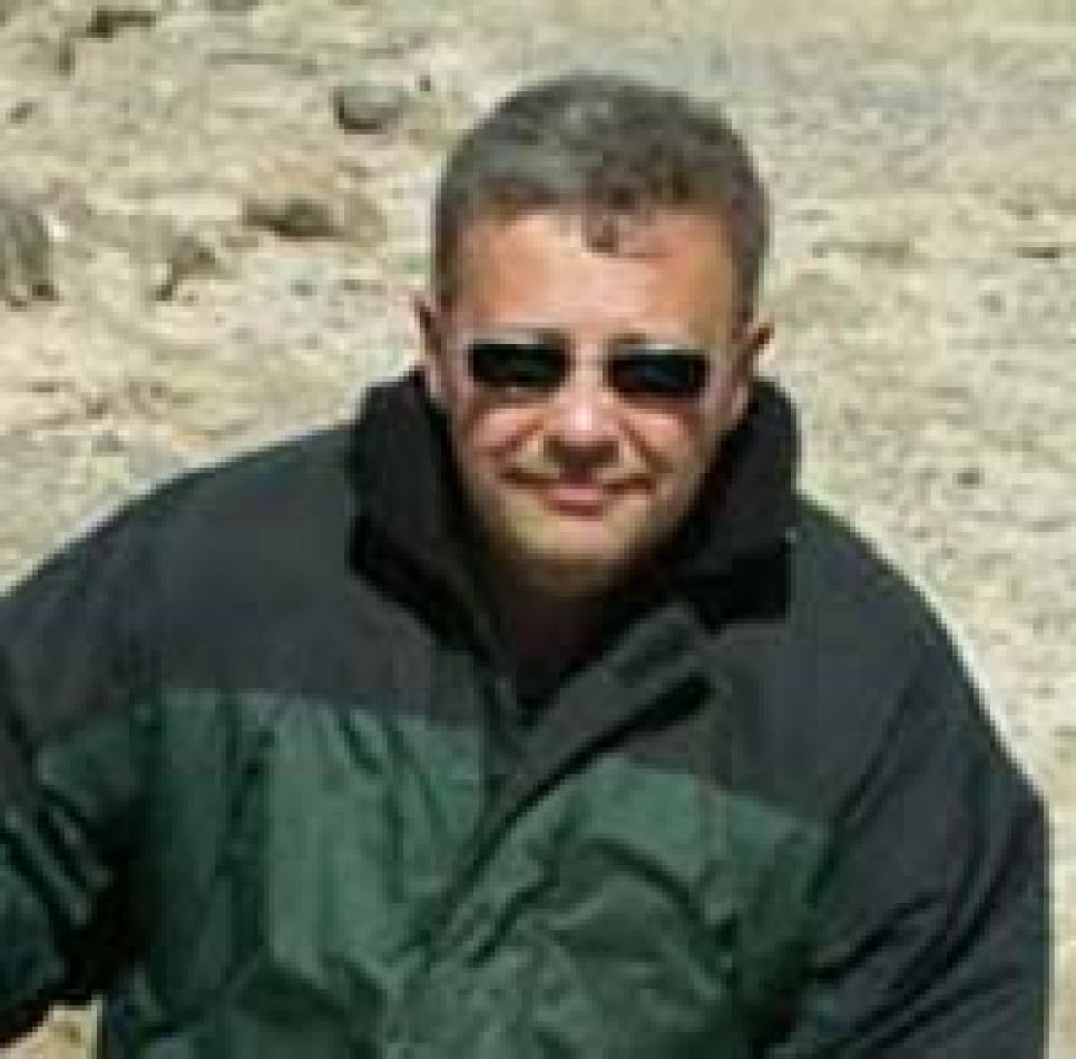 Валерий Савинков: "Русский с германцем братья навек!" - тайна
императрицы Елизаветы II или дискуссия вокруг дружбы двух
депрессивных регионов.