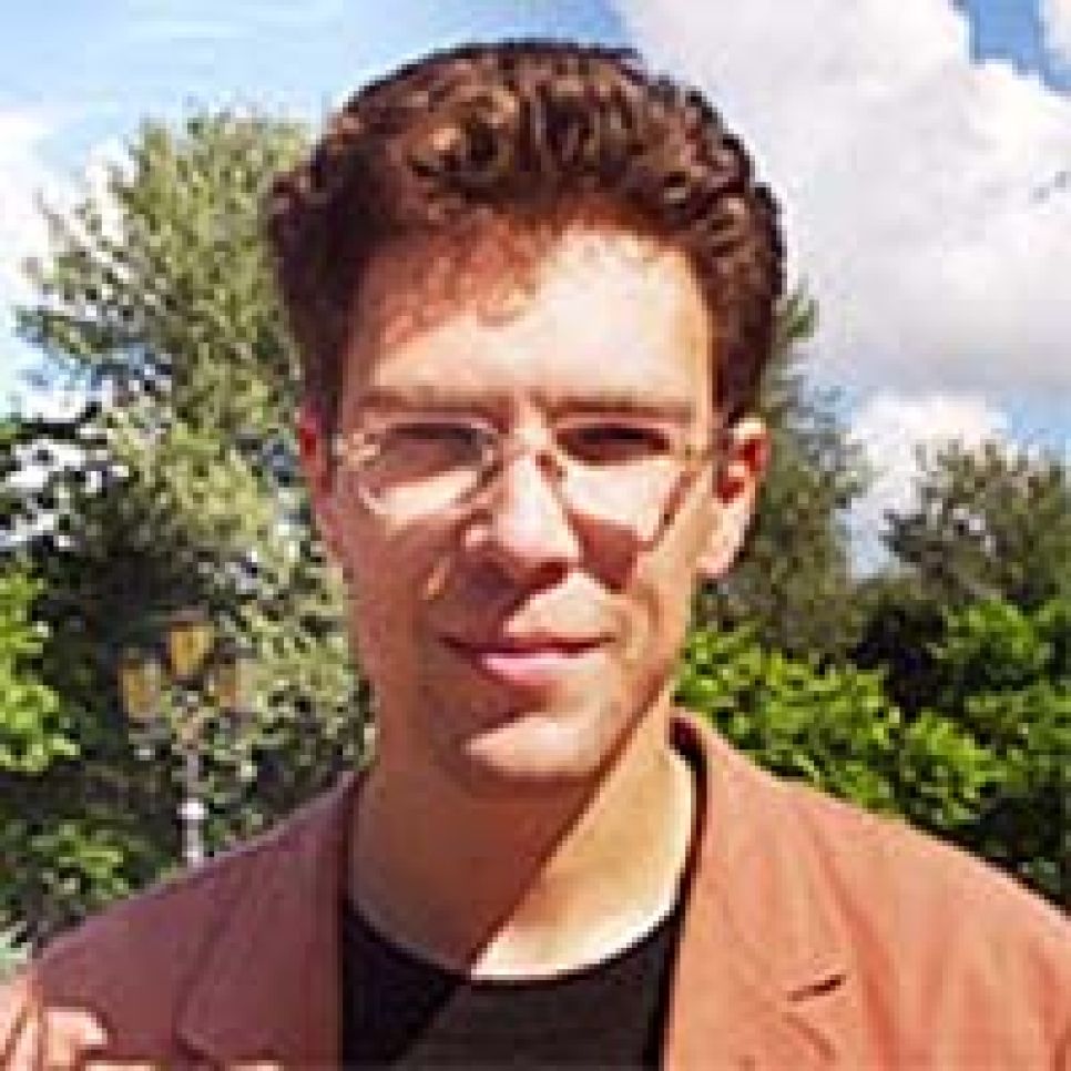 Главный редактор ИА Regnum Константин Казенин о конкурсе на
уполномоченное информагентство алтайских властей: если кто-то
из СМИ готов осложнять свою работу нелегитимными довесками к
договорам - это личное дело его и прокуратуры!