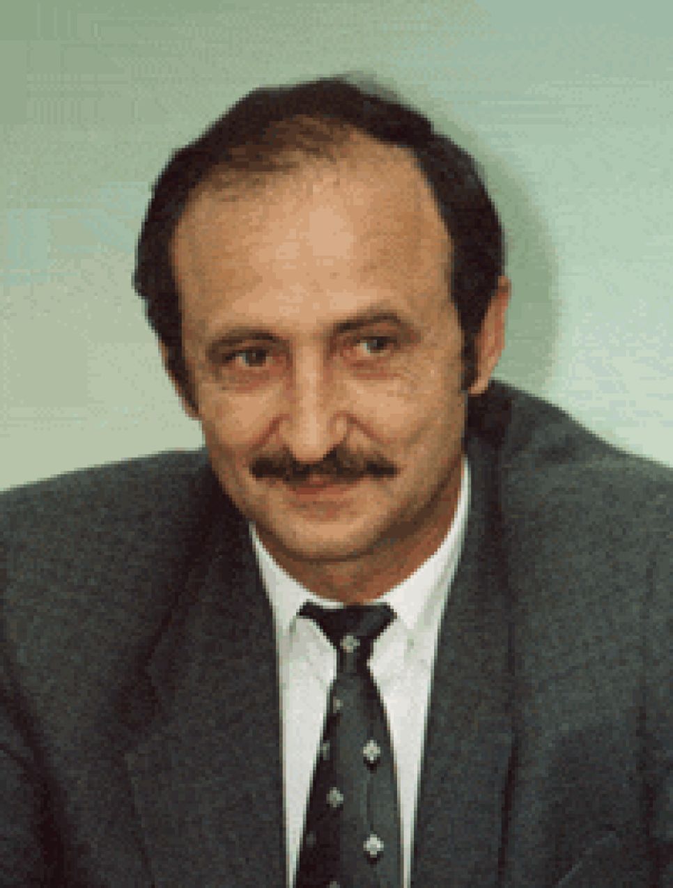 Промышленник Сергей Хачатурян о политике команды алтайского
губернатора Карлина в "реальном секторе" экономики.