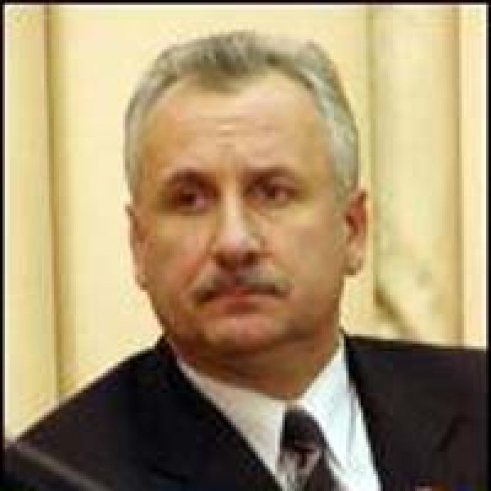 Вице-губернатор Алтайского края Борис Ларин: "Борясь за
власть, нужно иногда задумываться - а вдруг вы ее получите?"