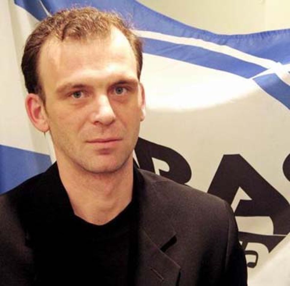 В Республике Хакасия зарегистрирован
межрегиональный "Комитет 29", созданный для защиты
профессиональных прав журналистов и оказания им помощи.