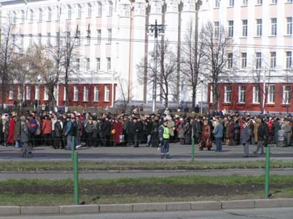 Праздничный первомайский митинг. Фоторепортаж.