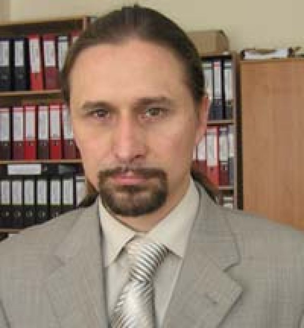 Начальник отдела по работе с регионами партии "Справедливая
Россия" Сергей Бирюков о выборах в гордуму Барнаула: ведутся
реальные консультации по конструкции власти...