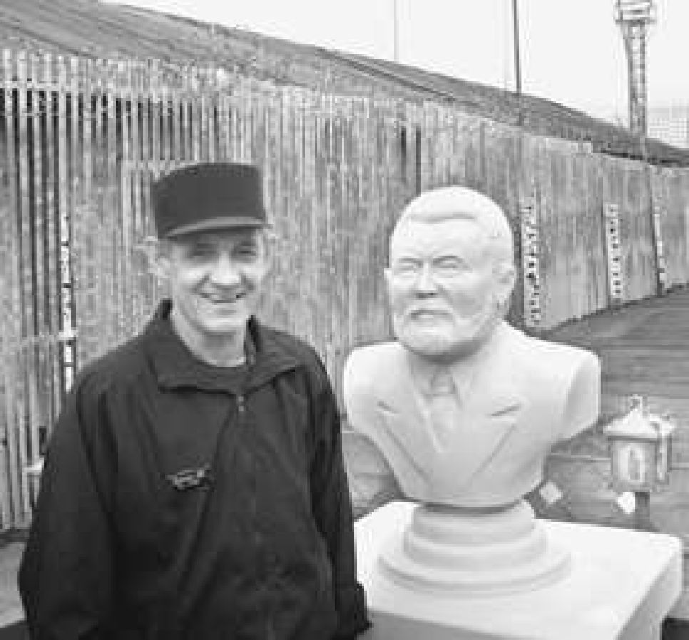 Журналист Светлана Скаредова об установке памятника Евдокимову
в исправительной колонии: "На воле места не нашлось!"