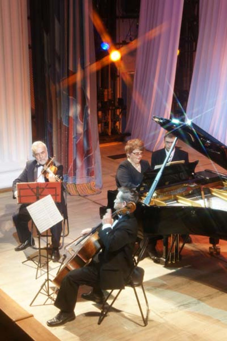 В Барнауле прошла презентация рояля Steinway. Фоторепортаж.